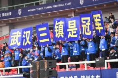 北京国安球员失误频发，教练组评估弃用争议